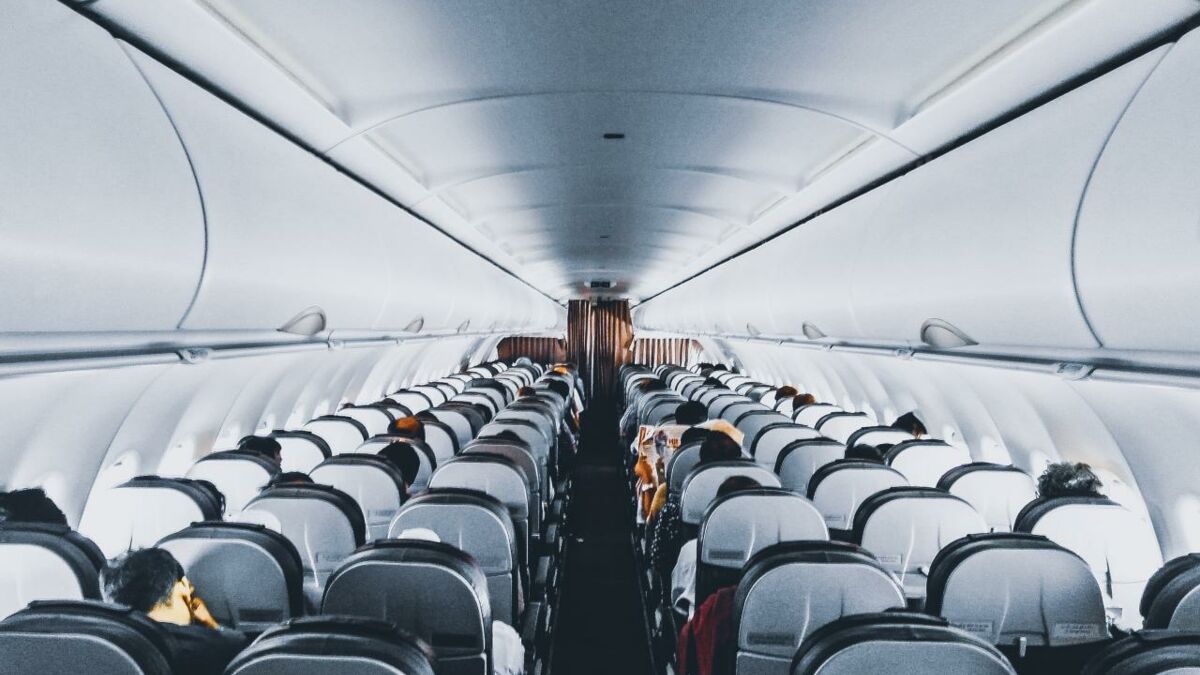 Est Il Possible D Ouvrir La Porte D Un Avion En Plein Vol