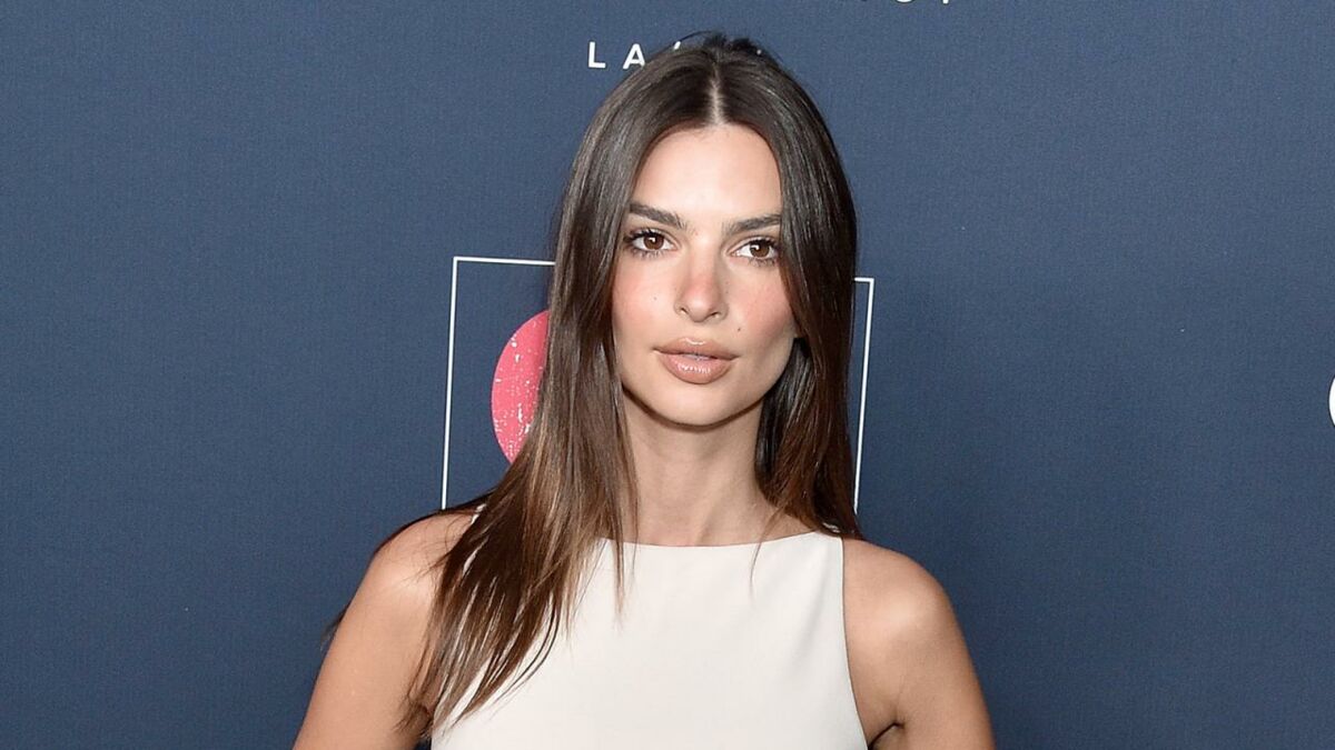 Emily Ratajkowski Torride Dans Un Bikini L Opard Vid O