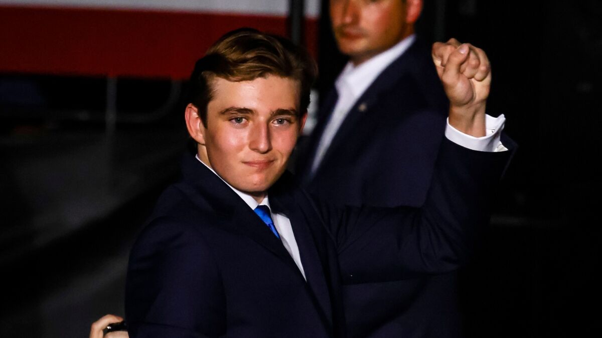 Donald Trump Plaudert Ber Sohn Barron Glaube Nicht Dass Er Schon