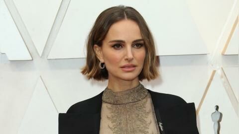 Natalie Portman Ohne Ehering Zu Besuch Bei Der Iaa In M Nchen