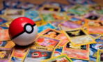 Pokémon : cet étudiant finance ses études en vendant 80 000 dollars de cartes Pokémon