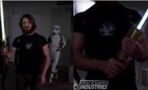 Star Wars : le premier sabre laser rétractable créé par la chaîne YouTube the Hacksmith