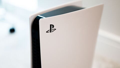 PS5 : il achète sa console sur AliExpress pour 200 euros et le regrette instantanément