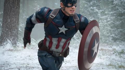 Chris Evans : l'interprète de Captain America met en vente le bouclier du super-héros sur eBay, voici le montant