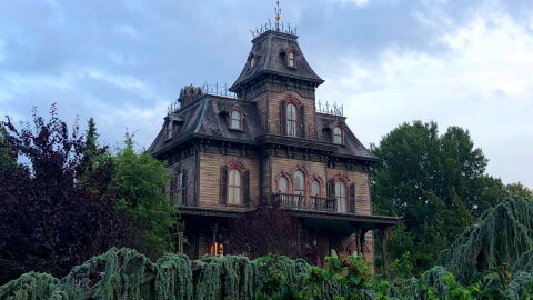 Disneyland : une lettre érotique présente dans le Manoir Hanté déchiffrée 20 ans après
