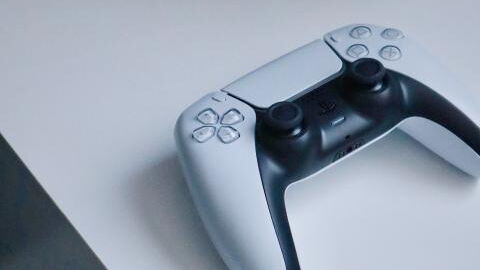 PS4 - PS5 : plus de 300 jeux gratuits dans son « Game Pass », les exclus jouables day one ?