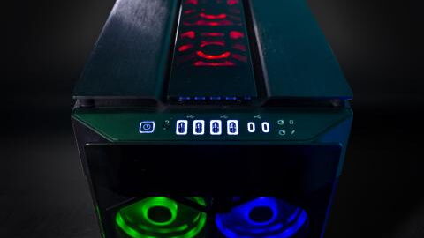 Cette console de jeu ultime réunit la PS5, la Xbox Series X et la Nintendo Switch !