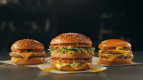 McDonald's : 2 burgers iconiques reviennent après plus de 10 ans d'absence !