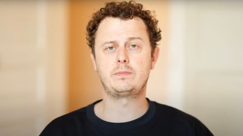 Norman Thavaud reconnaît des comportements « inélégants et immatures » après deux ans de silence