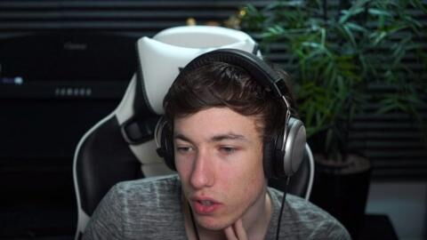 "Ça me rendra bien plus fort", Sardoche (Twitch) répond à ses harceleurs