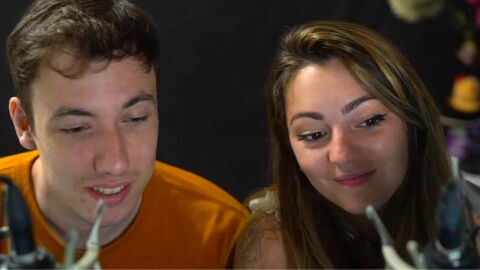 Sardoche au cœur des polémiques, sa copine Roxane craque en plein direct