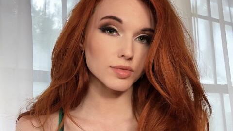 Amouranth lance son clone numérique pour répondre aux demandes insolites de ses fans