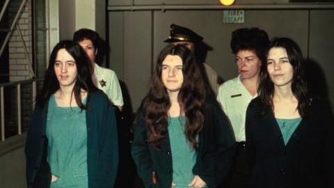 Famille Manson : que sont devenus Charles "Tex" Watson, Patricia Krenwinkel et Susan Atkins ?