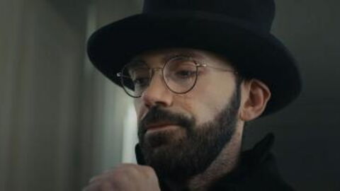 Vilebrequin : Pierre contre-attaque avec une mise en scène surprenante