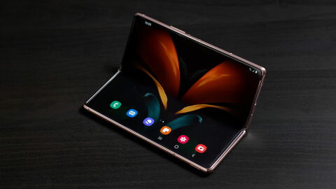 Galaxy Z Fold2 5G : prix et caractéristiques du smartphone pliable de Samsung