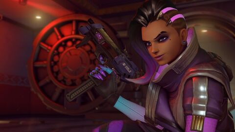 Overwatch : énormes buffs en approche pour Sombra !