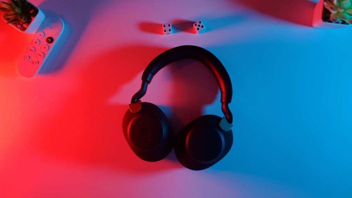 Bose Noise Cancelling Headphones 700 – Casque Bluetooth sans fil  Supra-Aural avec Microphone Intégré pour des Appels Clairs et le Contrôle  vocal via Alexa, Noir : : High-Tech