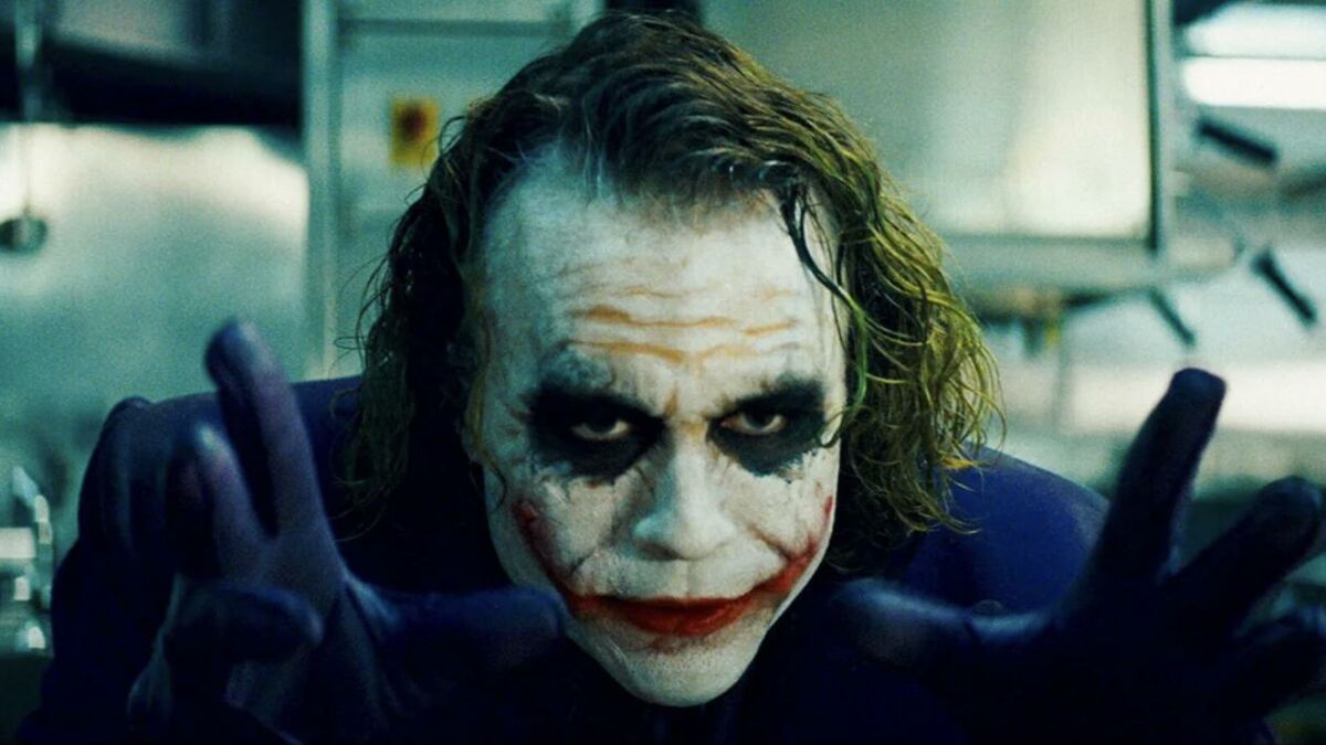 Pourquoi le Joker incarné par Heath Ledger est-il le plus terrifiant ? Ce  psychiatre a la réponse