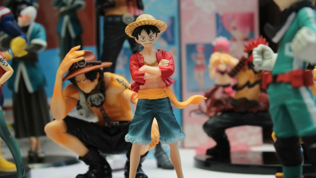 Figurine One Piece Trafalgar Law Ami de Luffy - Achetez des produits One  piece officiels dans la Onepieceshop