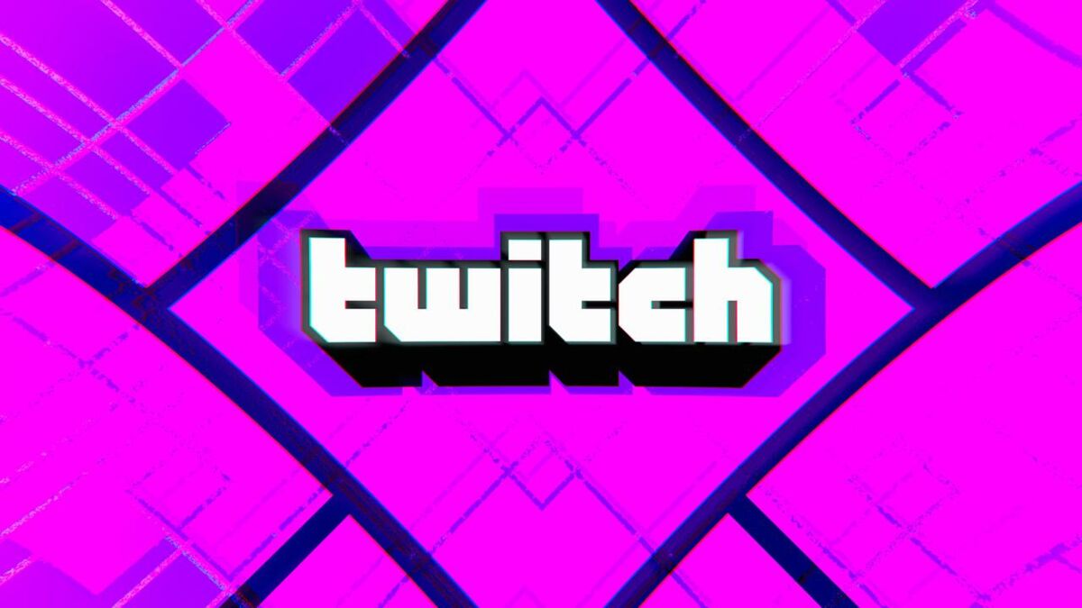 Une Streameuse Tente D avoir Des Rapports En Live Twitch : le site prend une mesure radicale après les bans d'Amouranth et  Indiefoxx