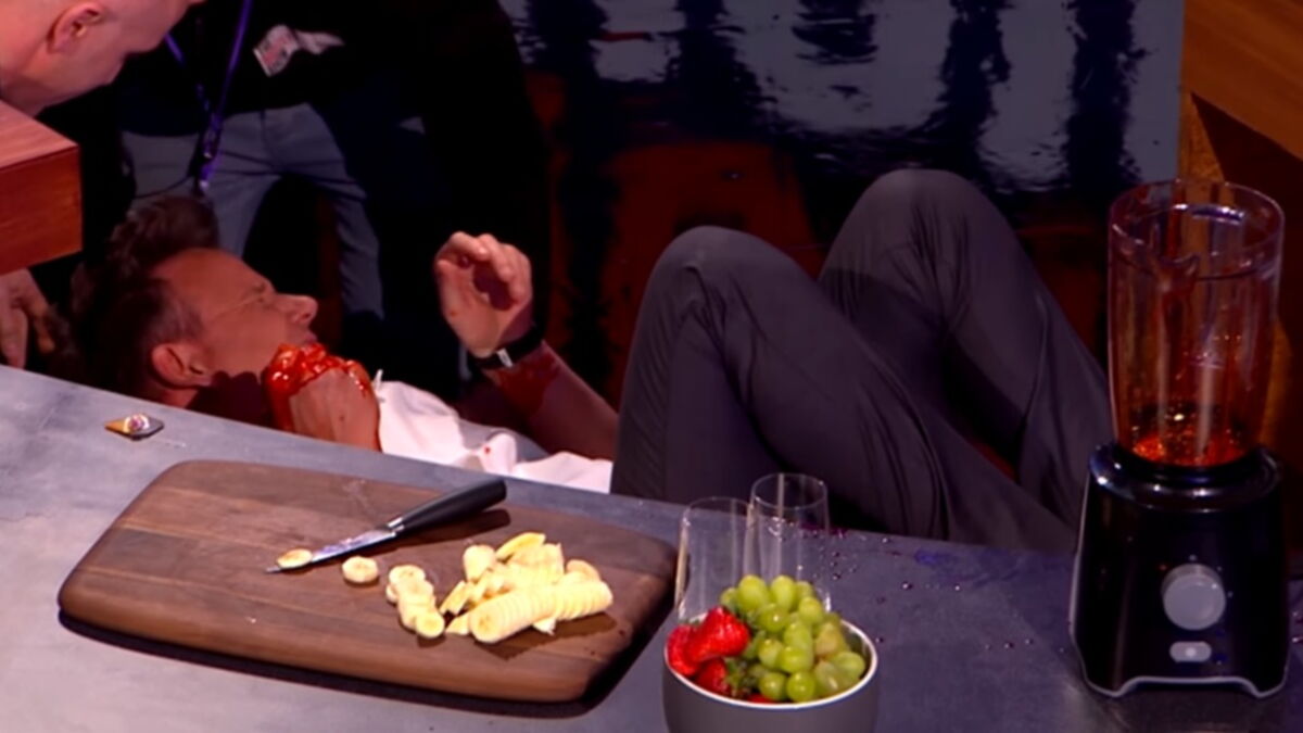 Gordon Ramsay's Gruesome Accident Live On TV