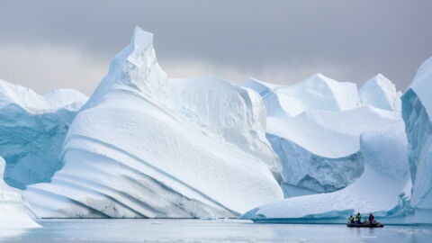 The Earth's Magnetic Pole Is Shifting Fast And Scientists Are Baffled