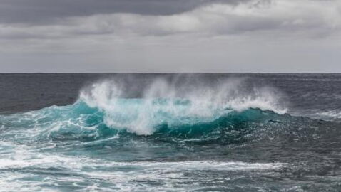 This Worrying Study Reveals That Our Waves Are Becoming Stronger And Stronger