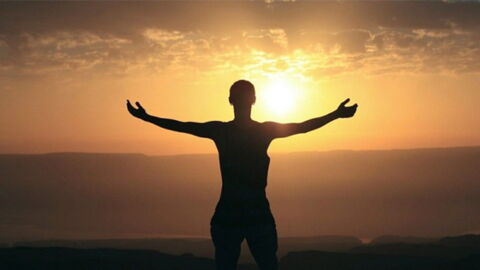 The Simple Two Minute Routine You Should Be Doing Every Morning To Stay Fit