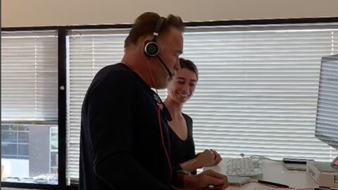 These Customers Were Left Gobsmacked When Arnold Schwarzenegger Picked Up Their Calls
