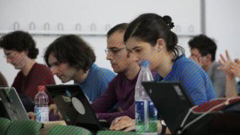 This Photo Is Actually Black and White… So Why Do We See It in Colour?