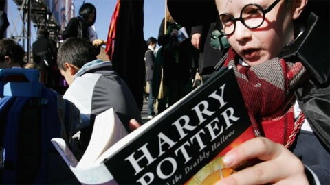 Study Finds Reading Harry Potter Can Have This Surprising Effect On Young People