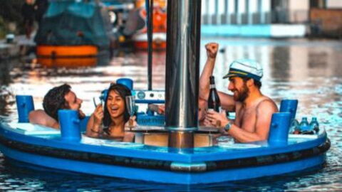 You Can Now Drink Beer In A Floating Jacuzzi On The Thames