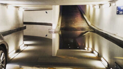 Where Is The Exit!? This Optical Illusion Is Driving Everyone Crazy