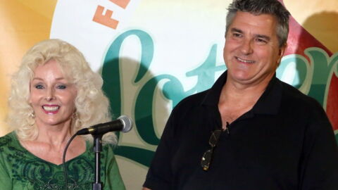 After Winning £407 Million On The Lottery, This Couple Did Something To Shock Everyone