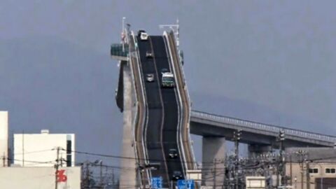 'The Most Terrifying Bridge In The World' Is Found In Japan