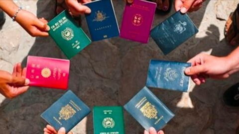 This Is Why There Are Only 4 Different Colours For Passports In The World