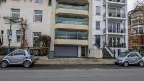 These Two Smart Cars Have Been Parked In The Same Spot For 3 Years For One Bizarre Reason