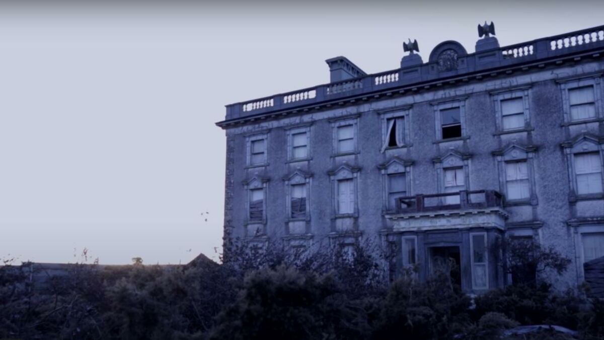 most-haunted-house-in-ireland-for-sale-ghosts-included