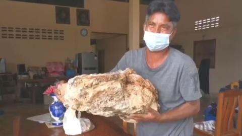 Fisherman to become a millionaire after discovering 30 kilos of whale vomit