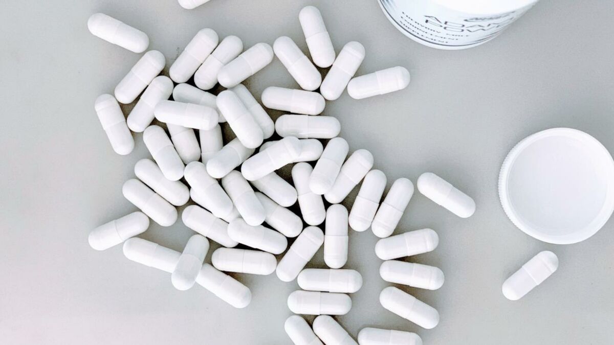 Doctor warns against taking paracetamol to treat a hangover