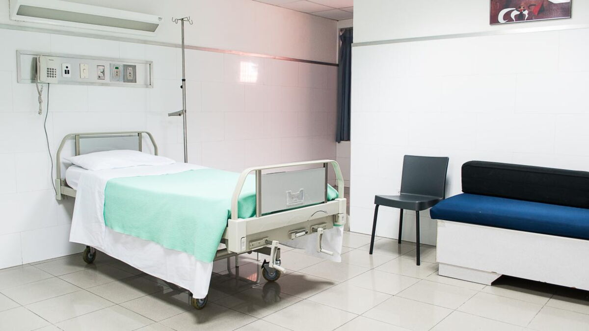 COVID19 Winter lockdown in the cards amid hospital bed shortage