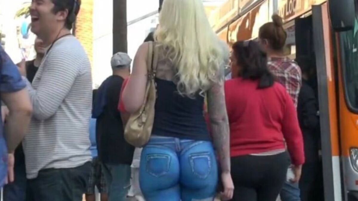 This woman walked around Los Angeles completely bottomless...And nobody noticed!
