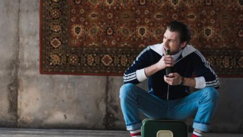 10 Tips to Open a Beer Without a Bottle Opener