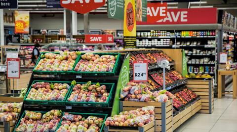 Food stores in the UK may be forced to shut down due to COVID quarantine rules
