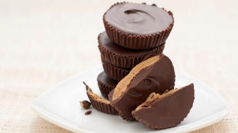 Tired of shakes? these protein powder recipes are delicious and packed with macros