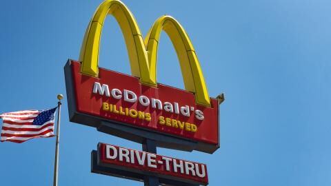 She Completely Lost It At McDonald's Because Of a Mistake With Her Order (VIDEO)