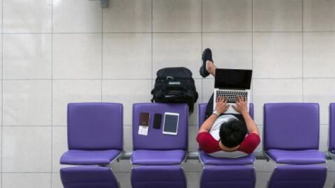 The flight mode myth has finally been cleared up: do you really need to use it when you fly?