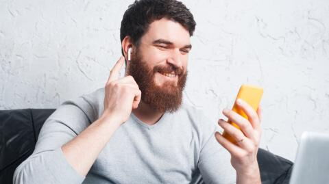 Aldi are selling earphones to rival AirPods for just £24.99