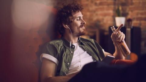 How to Manage Your Alcohol Consumption While Under Lockdown