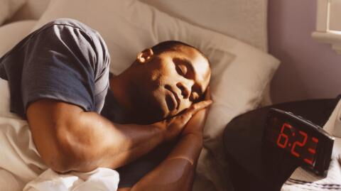 Sleep: Fall asleep in 60 seconds with this very simple technique